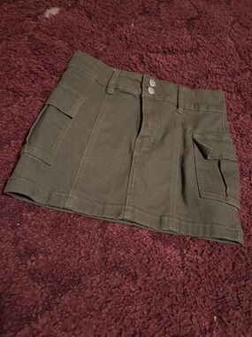 Windsor Denim Olive Green Cargo Pocket Mini Skirt